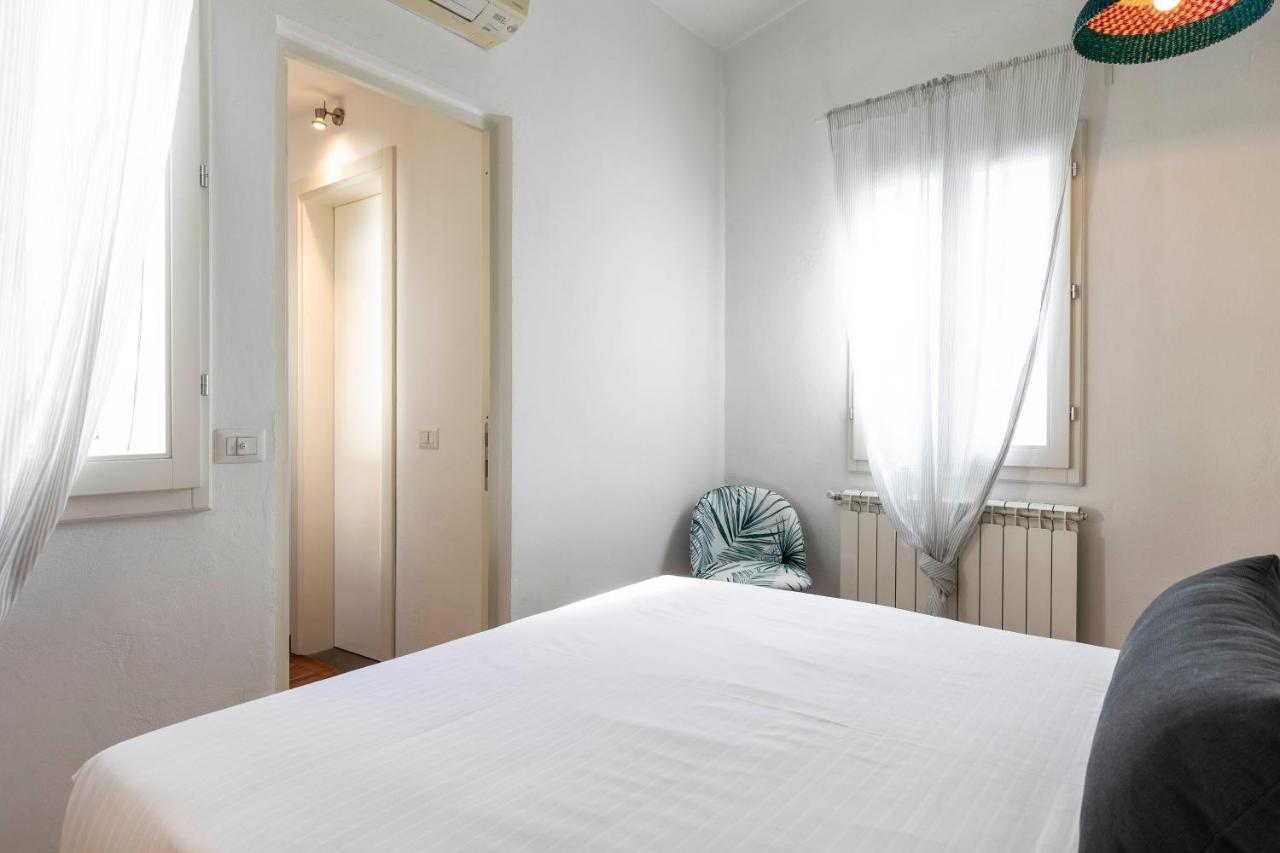 Charme In Santa Maria Novella Apartment Florence Luaran gambar